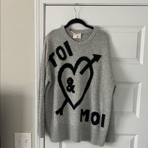 Gray & Black Graphic Sweater